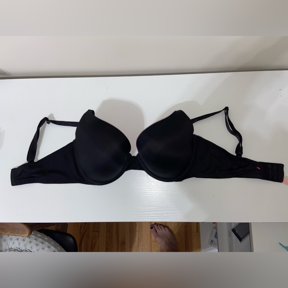 36DD Victorias Secret Bra